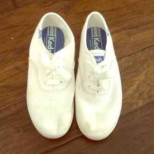 Good condition keds